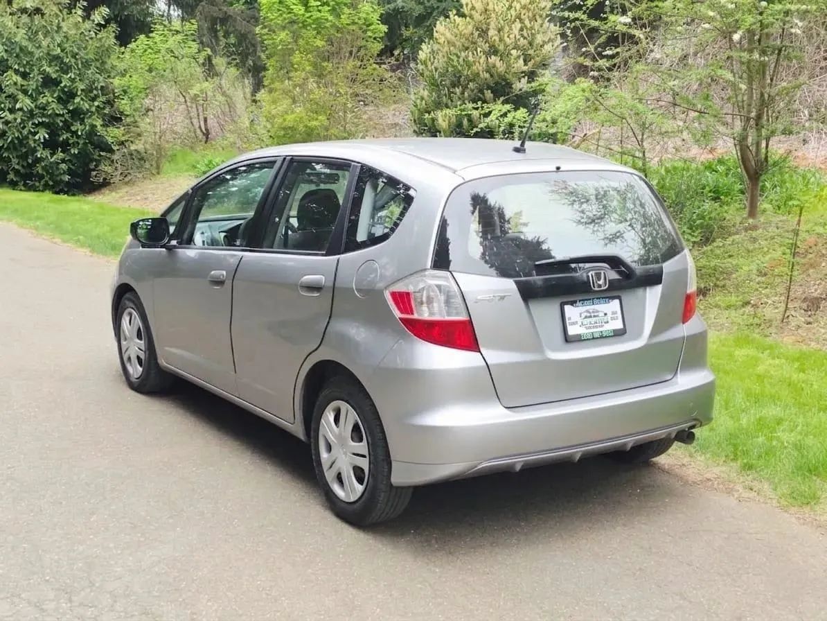 Used 2009 Honda Fit image 3