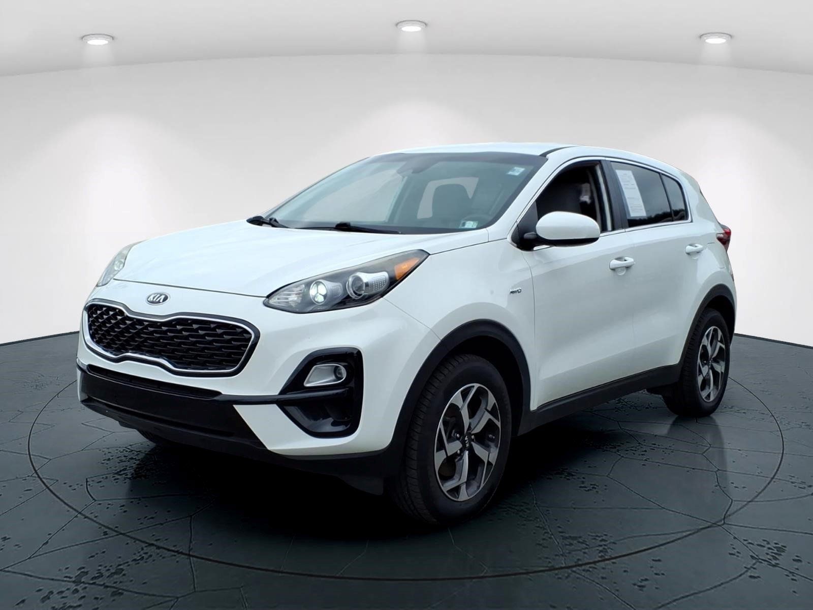 Used 2020 Kia Sportage LX AWD/4WD image 6