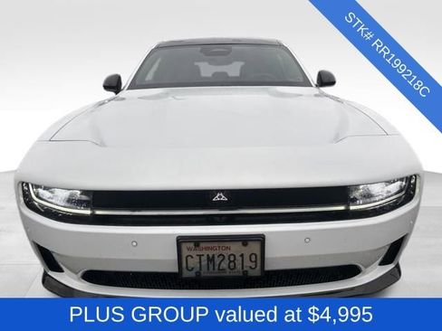 Used 2024 Dodge Charger R/T w/ Plus Group image 2