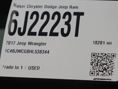 Used 2017 Jeep Wrangler Rubicon AWD/4WD image 29