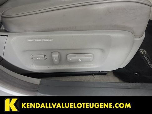 Used 2005 Lexus LS 430 RWD image 27