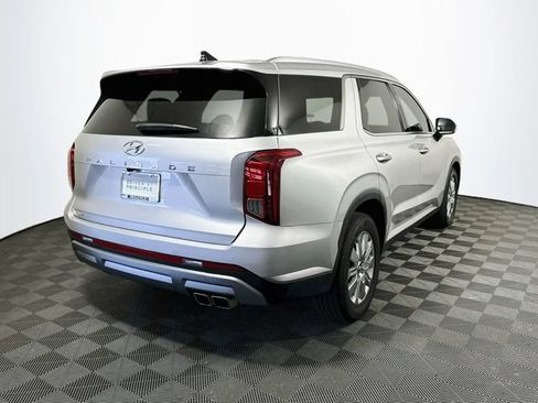 Used 2024 Hyundai Palisade SEL FWD image 8