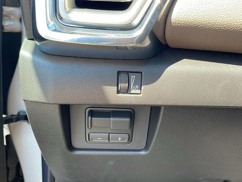 New 2026 GMC Canyon Denali AWD/4WD image 25