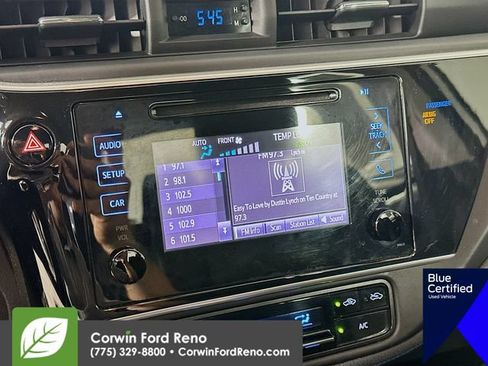 Used 2019 Toyota Corolla SE FWD image 17