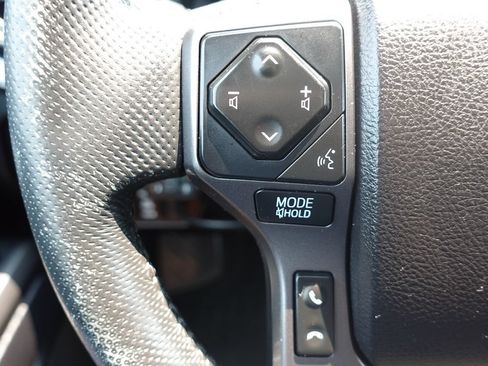 Used 2020 Toyota Tacoma TRD Off-Road AWD/4WD image 49