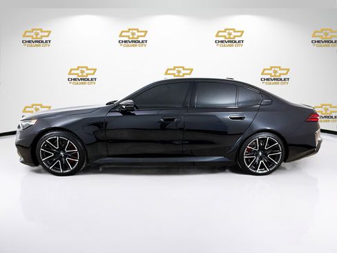Used 2025 BMW M5 Base w/ Executive Package image 4