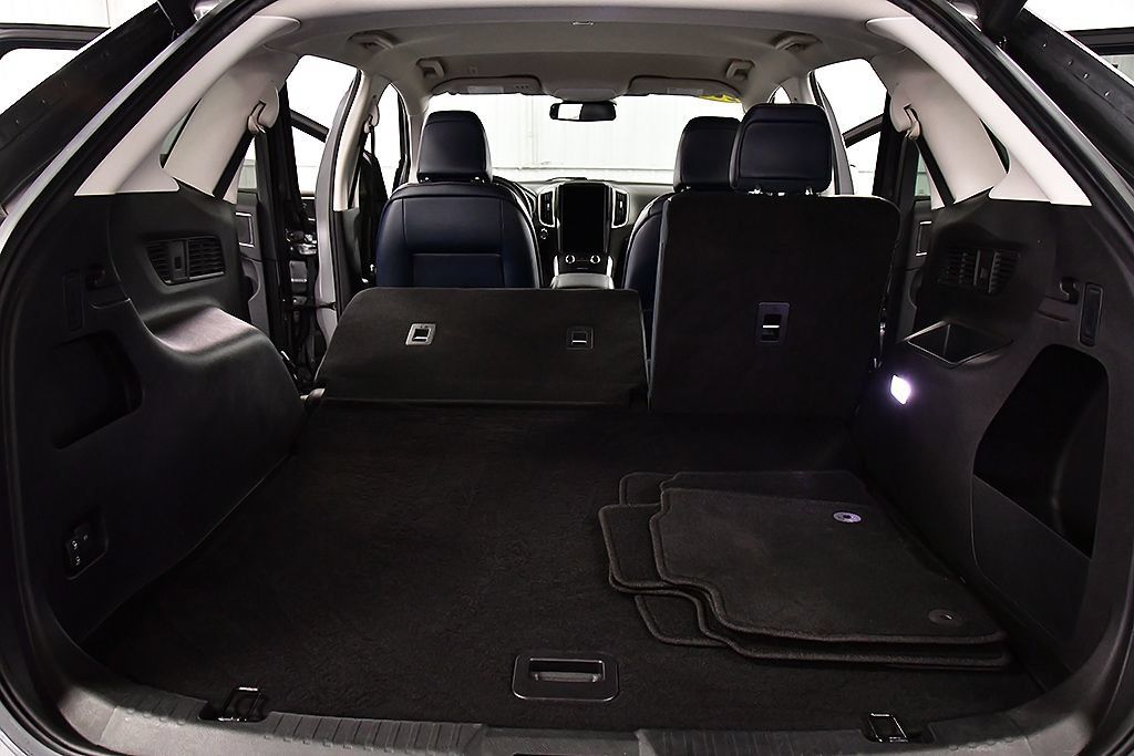 Used 2023 Ford Edge SEL w/ Sport Appearance Package AWD/4WD image 30