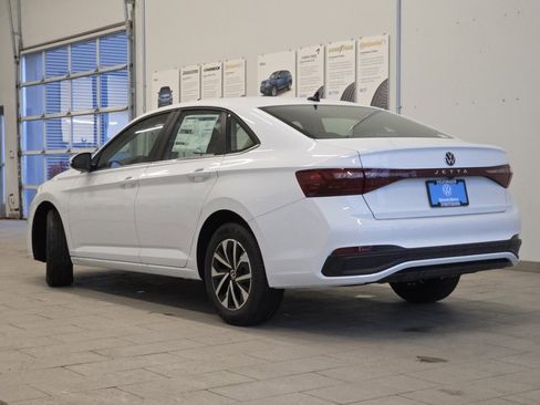 New 2026 Volkswagen Jetta S image 7