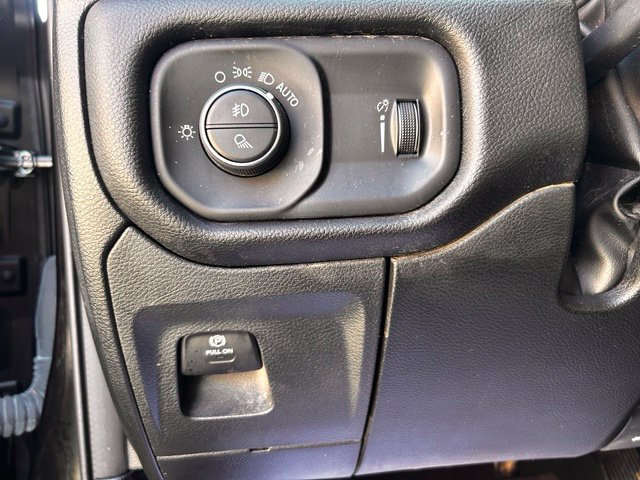 Used 2024 RAM 1500 Big Horn AWD/4WD image 23