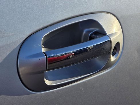 Used 2017 Ford Expedition Limited image 45