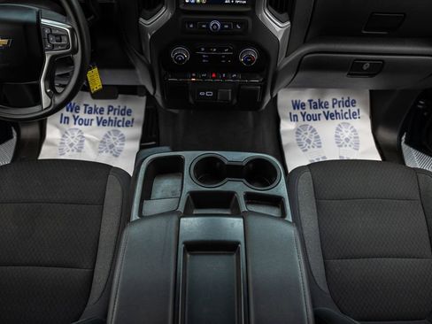 Used 2022 Chevrolet Silverado 1500 Custom w/ Safety Confidence Package AWD/4WD image 28