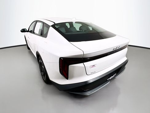 Used 2025 Kia K4 EX FWD image 8
