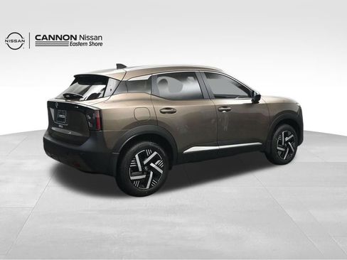 New 2026 Nissan Kicks SV w/ SV Premium Package FWD image 5