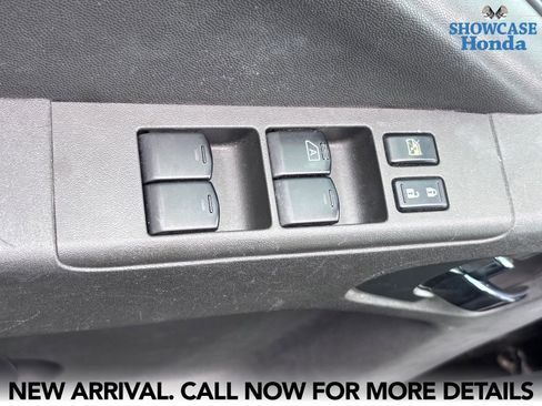 Used 2018 Nissan Frontier PRO-4X AWD/4WD image 8