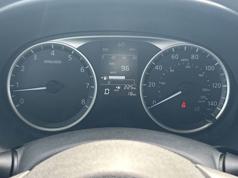 New 2025 Nissan Kicks Play S image 30