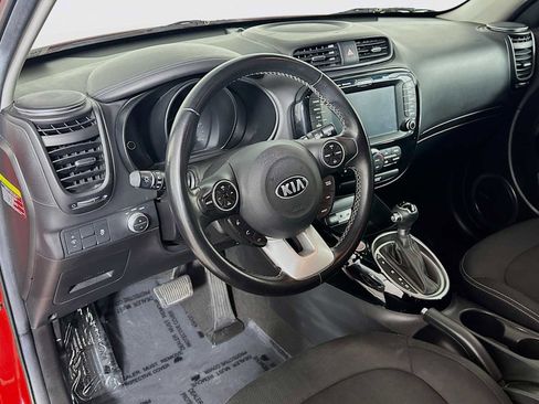 Used 2017 Kia Soul + w/ Audio Package image 9