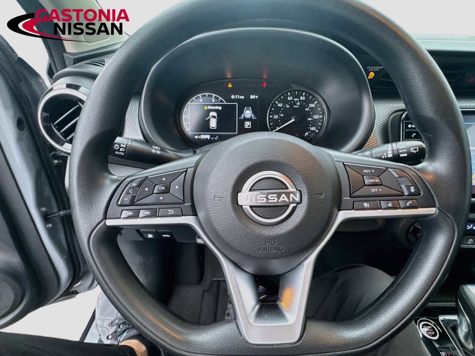 Used 2022 Nissan Kicks SV w/ Interior Electronics Package FWD image 14