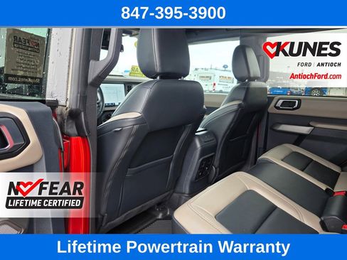 Used 2023 Ford Bronco Wildtrak image 23