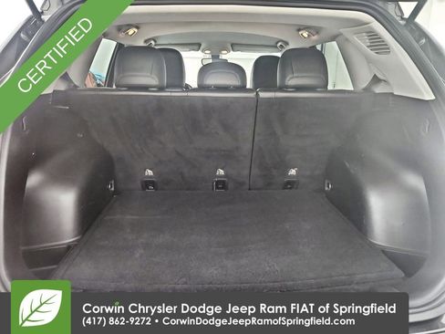 Certified 2020 Jeep Compass Trailhawk w/ Cold Weather Group AWD/4WD image 31