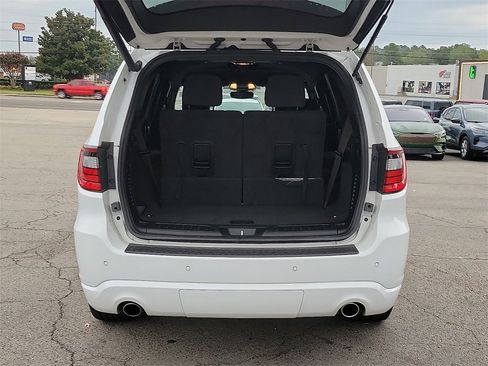 Used 2023 Dodge Durango GT image 8
