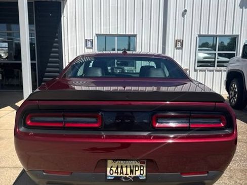 Used 2023 Dodge Challenger SXT w/ Plus Package RWD image 5