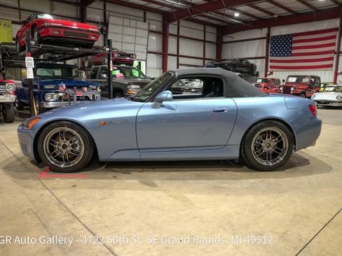 Used 2002 Honda S2000 image 21