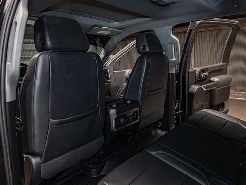 Used 2022 Chevrolet Silverado 2500 LTZ w/ LTZ Convenience Package image 22