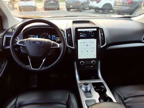 Used 2024 Ford Edge SEL AWD/4WD image 13