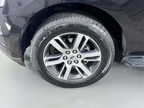 Used 2024 Ford Expedition Max Limited image 8