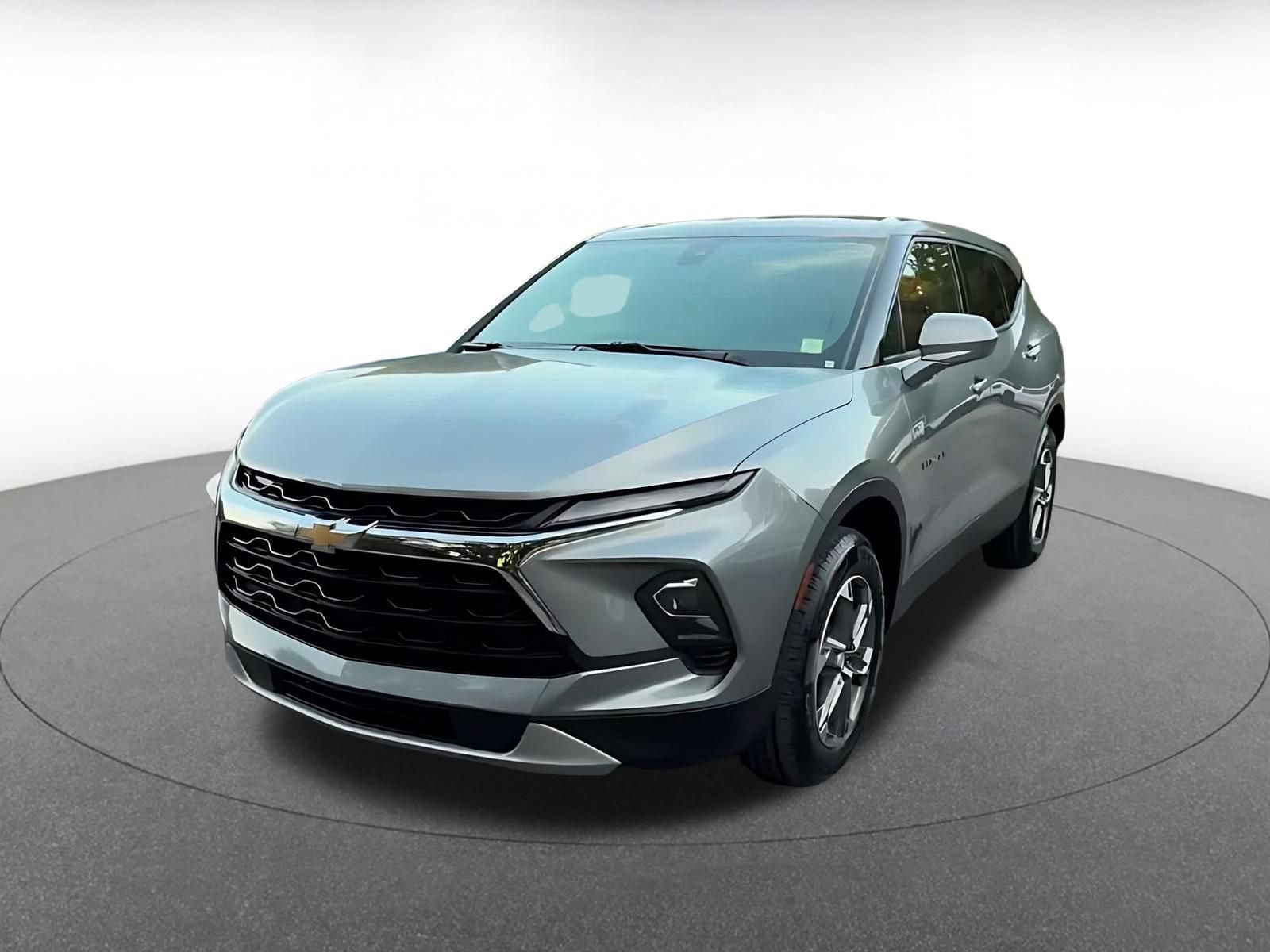 Used 2025 Chevrolet Blazer LT FWD image 6