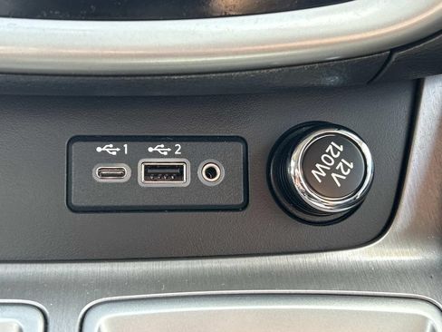 Used 2019 Nissan Murano SV AWD/4WD image 24