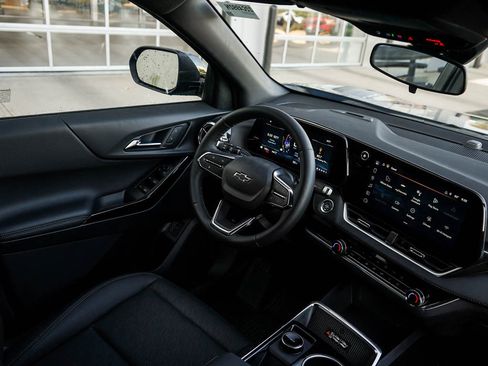 New 2026 Chevrolet Equinox LT w/ Convenience Package II image 14