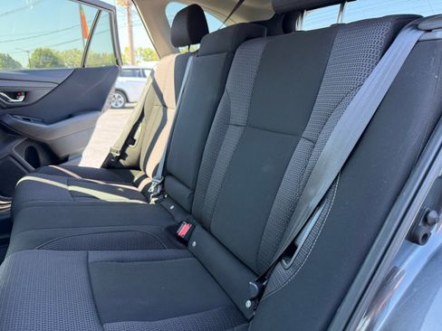 Used 2021 Subaru Outback Premium image 17