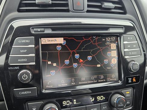 Used 2023 Nissan Maxima SR w/ Sport Mat Group image 16