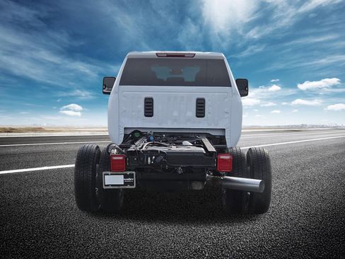 New 2026 GMC Sierra 3500 Pro w/ Convenience Package image 16