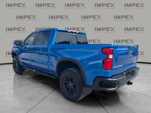Used 2022 Chevrolet Silverado 1500 ZR2 w/ Technology Package AWD/4WD image 3