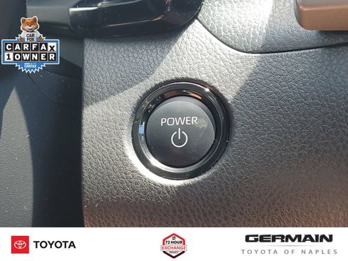 Used 2025 Toyota Camry SE w/ Convenience Package FWD image 33