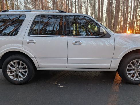 Used 2015 Ford Expedition Limited w/ Equipment Group 301A image 6