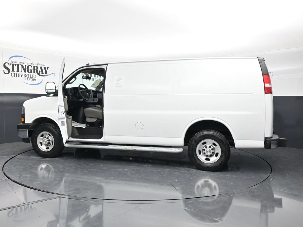 Used 2025 Chevrolet Express 2500 w/ Driver Convenience Package RWD image 37