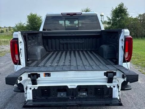 Used 2023 GMC Sierra 1500 Denali Ultimate AWD/4WD image 5