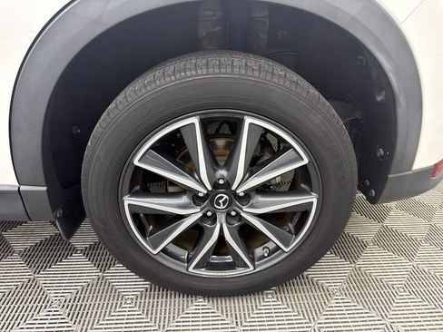 Used 2018 MAZDA CX-5 Touring w/ Preferred Equipment Package image 21