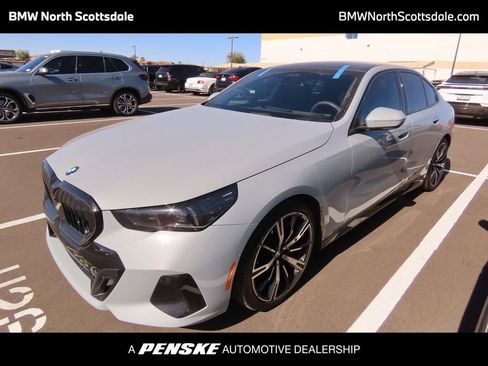 Used 2024 BMW 540i xDrive 540i xDrive w/ Premium Package image 1