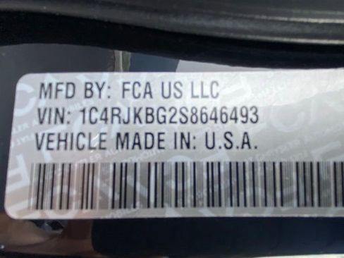 Used 2025 Jeep Grand Cherokee L Limited w/ Luxury Tech Group II image 31