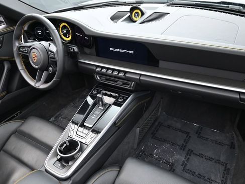 Certified 2023 Porsche 911 Carrera S RWD image 31
