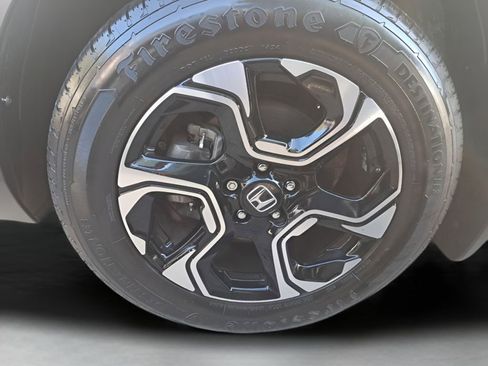 Used 2018 Honda CR-V Touring image 8