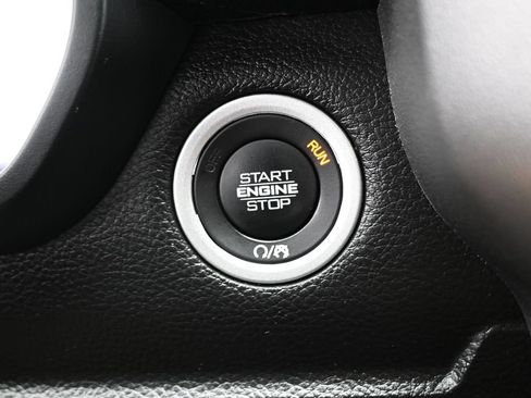Used 2025 RAM 1500 Big Horn AWD/4WD image 21