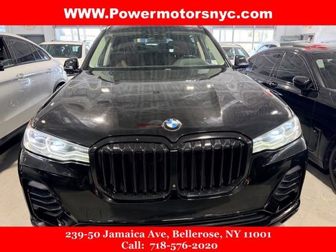 Used 2021 BMW X7 xDrive40i w/ Premium Package AWD/4WD image 6
