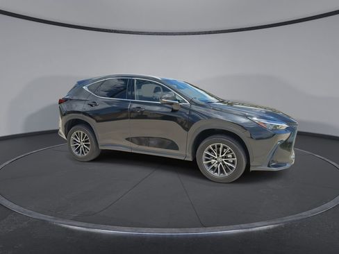 Used 2023 Lexus NX 350 AWD image 2