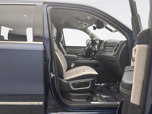 Used 2022 RAM 1500 Limited AWD/4WD image 19