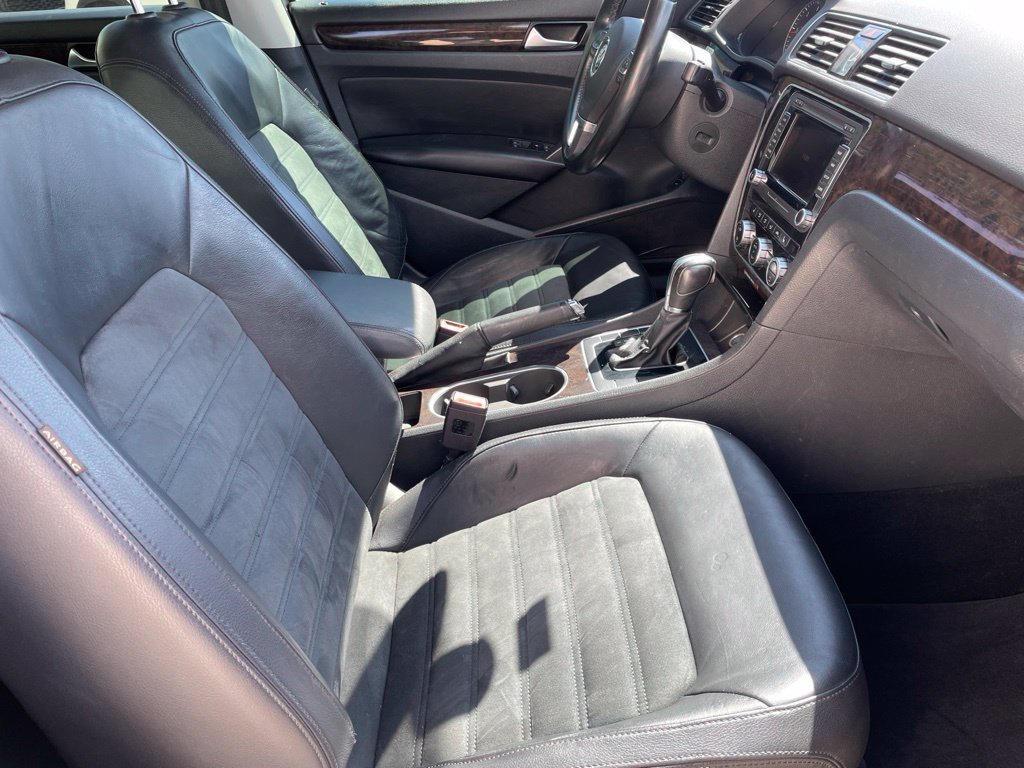 Used 2014 Volkswagen Passat TDI SEL Premium FWD image 26